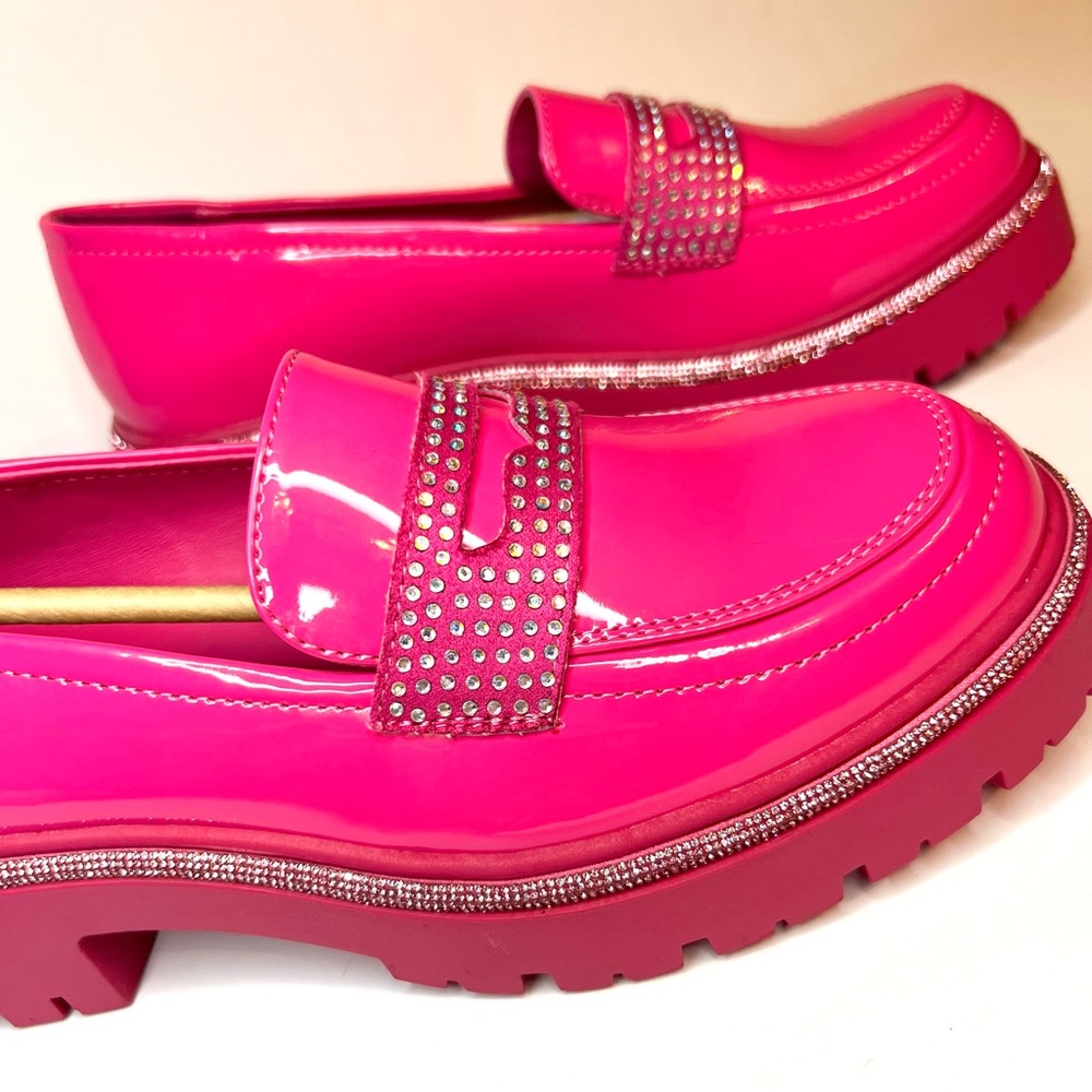 NWT Patent Leather Rhinestone Studded Loafers in Hot Pink Fuchsia by Cape Robbin